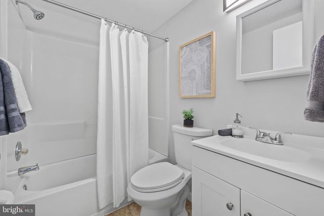 3112 ANNANDALE RD, Falls Church, VA 22042