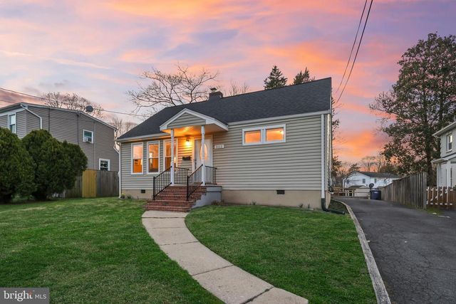 3112 ANNANDALE RD, Falls Church, VA 22042