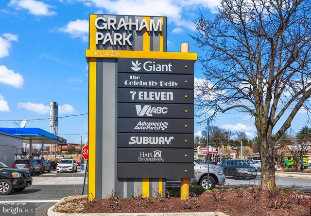 3112 ANNANDALE RD, Falls Church, VA 22042