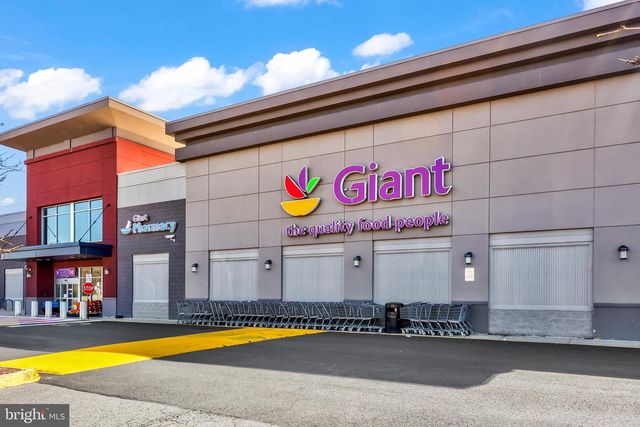 3112 ANNANDALE RD, Falls Church, VA 22042