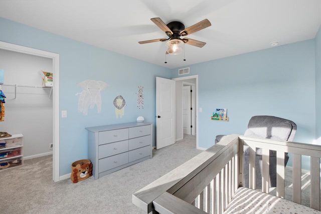 5326 N Peninsula Way, Mcfarland, WI 53558