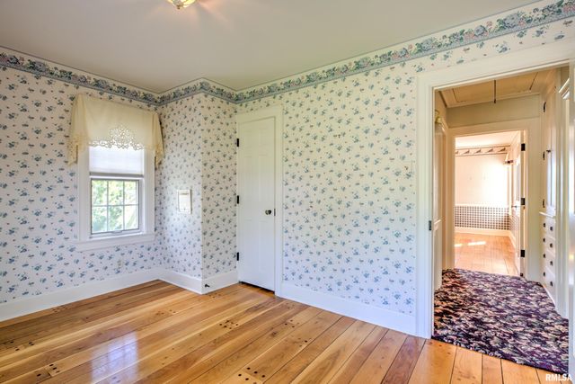 5014 N PROSPECT Road, Peoria Heights, IL 61616