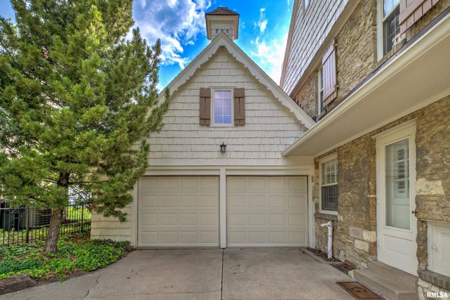 5014 N PROSPECT Road, Peoria Heights, IL 61616