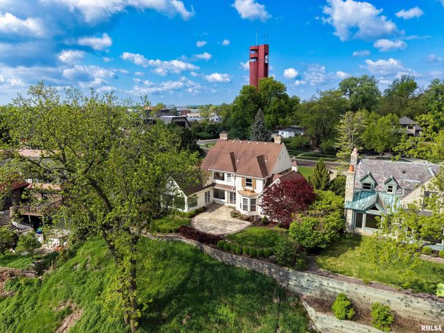 5014 N PROSPECT Road, Peoria Heights, IL 61616