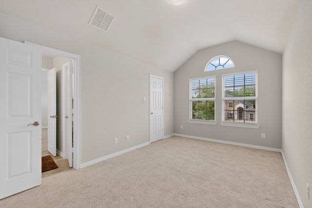 908 Heath Creek Drive, Desoto, TX 75115