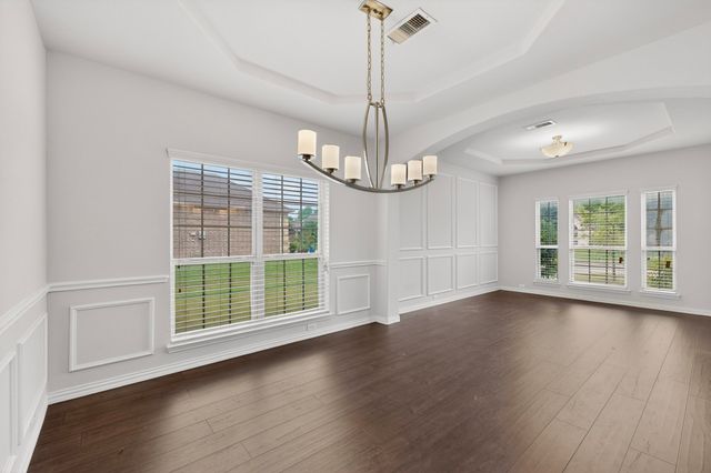 908 Heath Creek Drive, Desoto, TX 75115