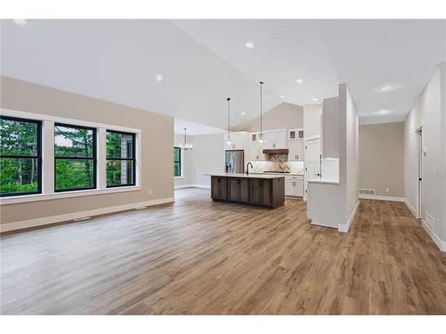 1189 60th Street, Hudson, WI 54016