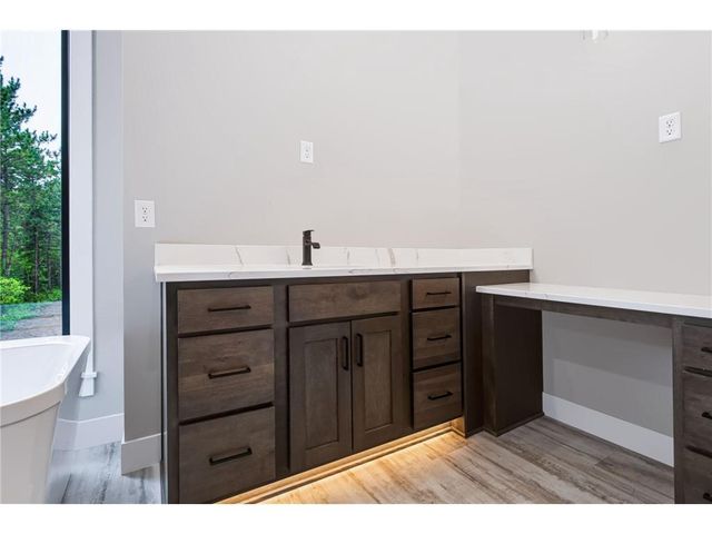 1189 60th Street, Hudson, WI 54016