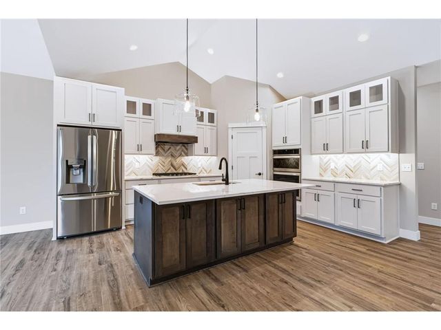 1189 60th Street, Hudson, WI 54016