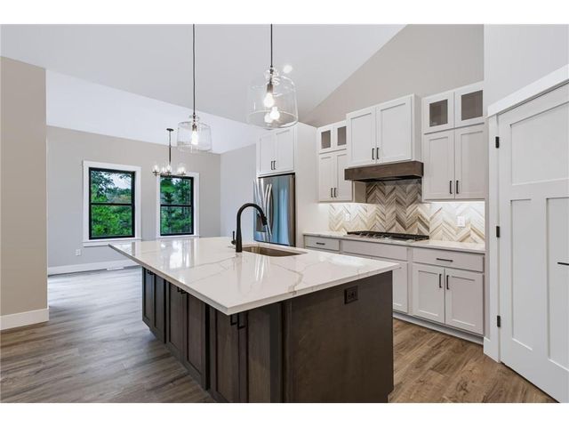 1189 60th Street, Hudson, WI 54016