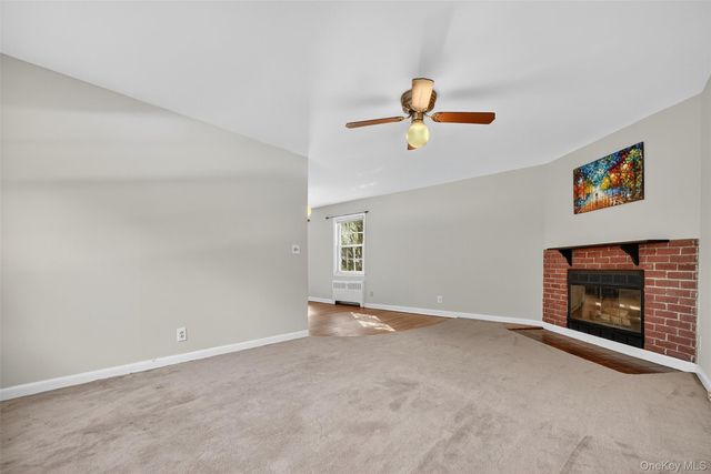 11 Fieldstone Drive 130, Hartsdale, NY 10530