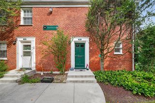 11 Fieldstone Drive 130, Hartsdale, NY 10530