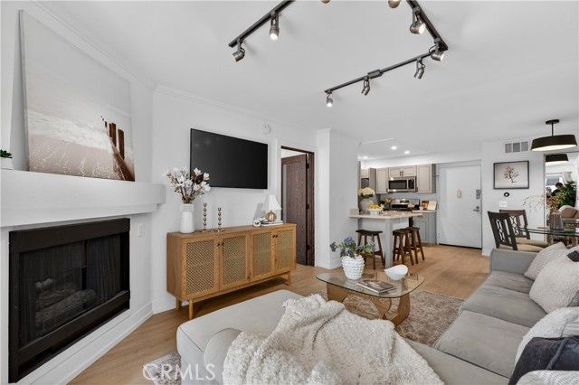 5550 Owensmouth 123, Woodland Hills (los Angeles), CA 91367