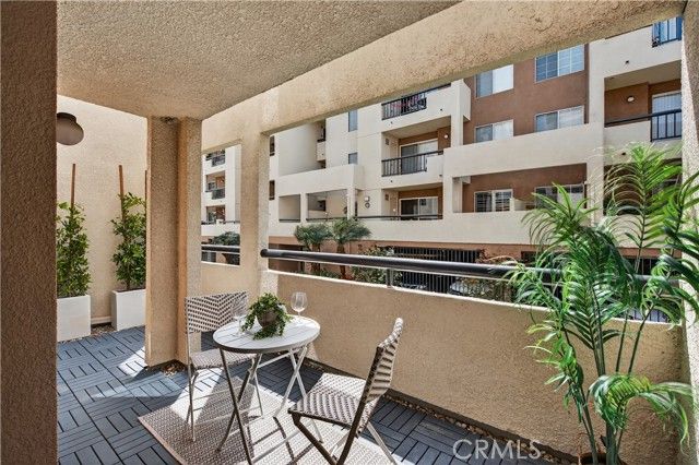 5550 Owensmouth 123, Woodland Hills (los Angeles), CA 91367