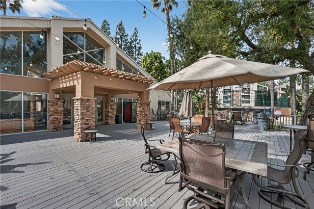 5550 Owensmouth 123, Woodland Hills (los Angeles), CA 91367