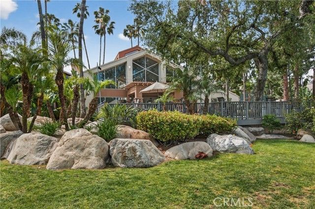 5550 Owensmouth 123, Woodland Hills (los Angeles), CA 91367