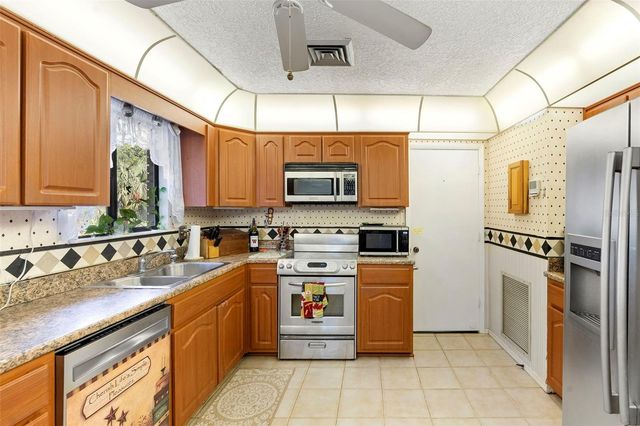 1470 ALDEN STREET, Deland, FL 32720