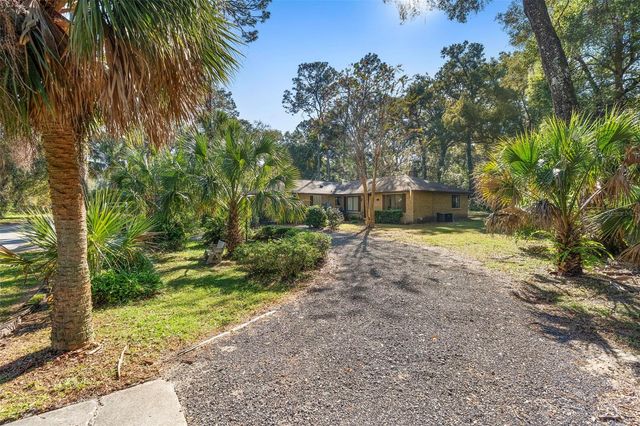 1470 ALDEN STREET, Deland, FL 32720