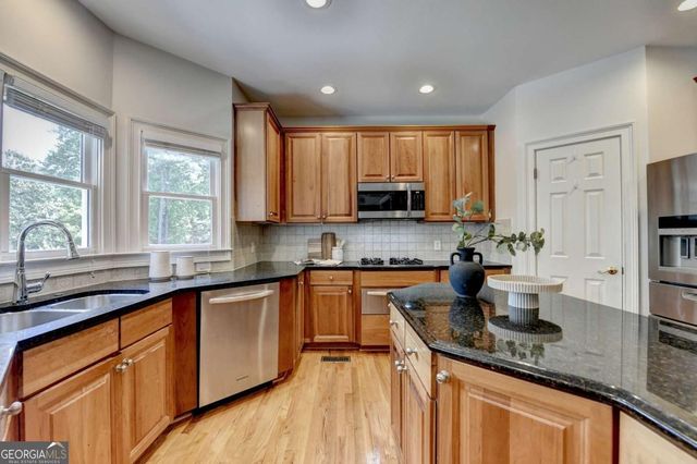 4735 Prestbury Drive, Suwanee, GA 30024