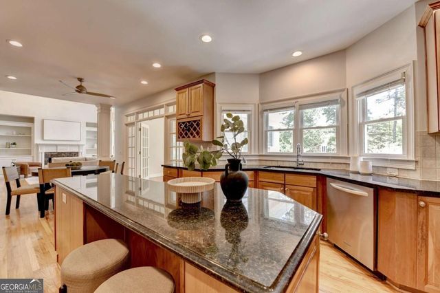 4735 Prestbury Drive, Suwanee, GA 30024