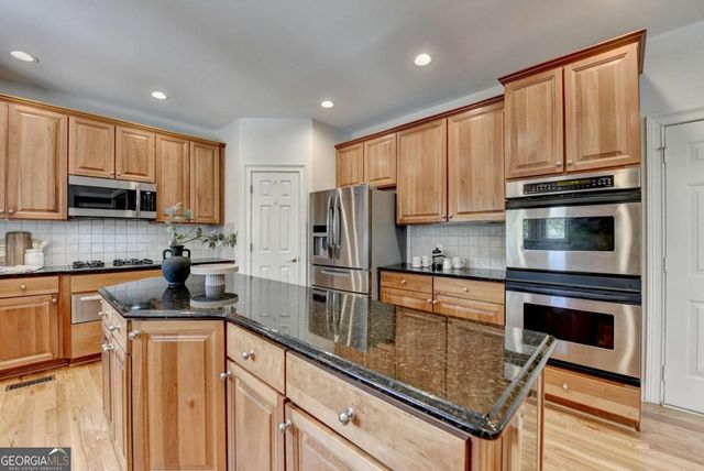 4735 Prestbury Drive, Suwanee, GA 30024