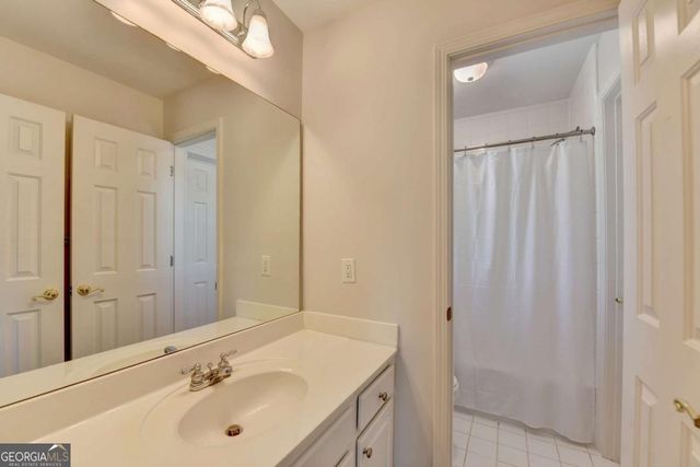 4735 Prestbury Drive, Suwanee, GA 30024