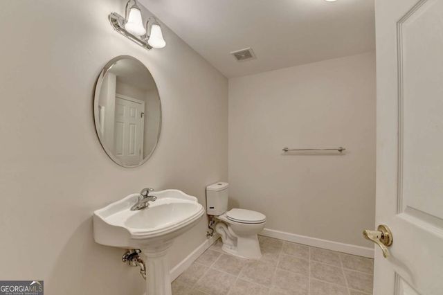 4735 Prestbury Drive, Suwanee, GA 30024