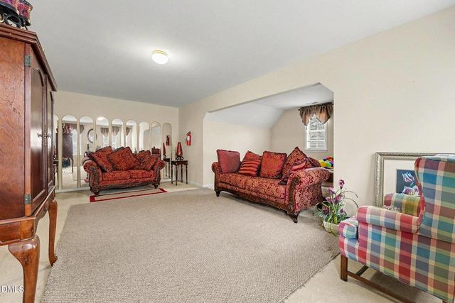 504 Thistlegate Trail, Raleigh, NC 27610