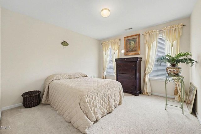 504 Thistlegate Trail, Raleigh, NC 27610