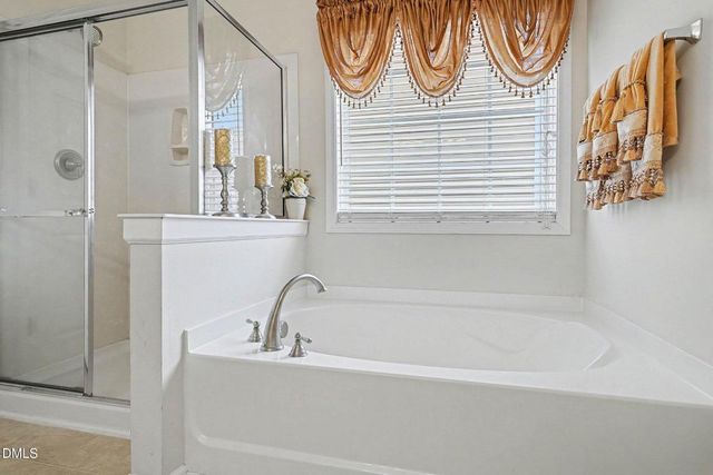 504 Thistlegate Trail, Raleigh, NC 27610