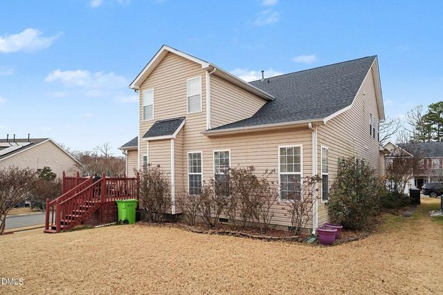 504 Thistlegate Trail, Raleigh, NC 27610