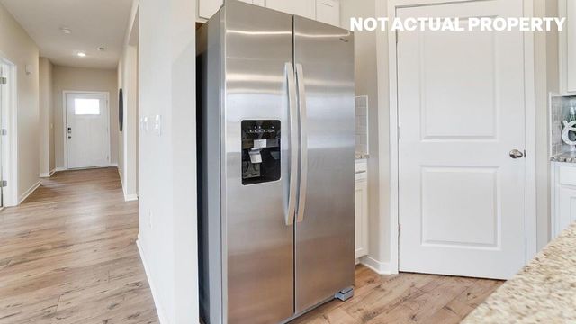 517 Claire Drive, Plain City, OH 43064