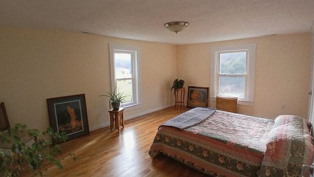 5110 Rich Patch RD, Covington, VA 24426