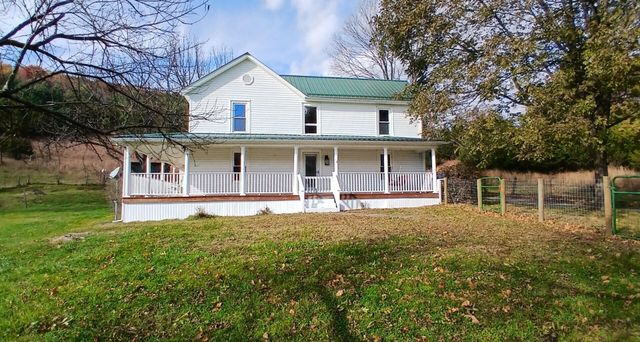 5110 Rich Patch RD, Covington, VA 24426