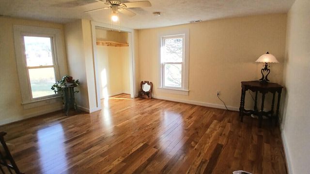 5110 Rich Patch RD, Covington, VA 24426