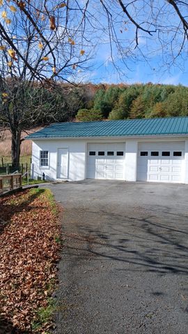 5110 Rich Patch RD, Covington, VA 24426