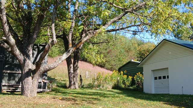 5110 Rich Patch RD, Covington, VA 24426