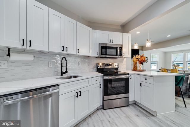 5063 LERCH DR, Shady Side, MD 20764