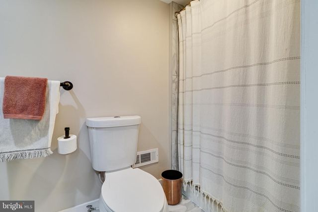5063 LERCH DR, Shady Side, MD 20764