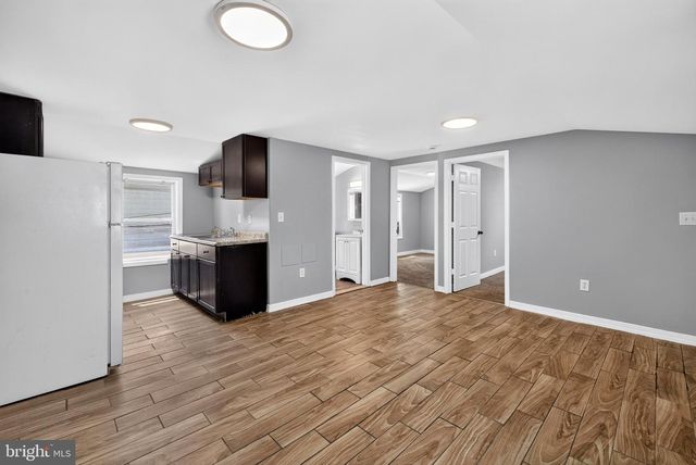 608 BURGUNDY DR, Rockville, MD 20850