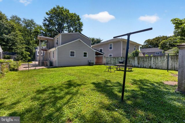 608 BURGUNDY DR, Rockville, MD 20850