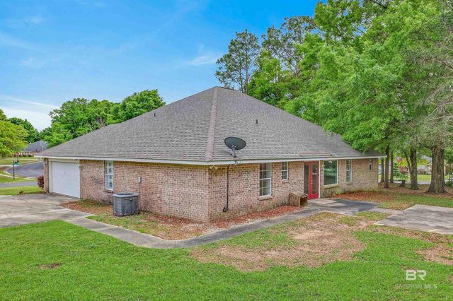 11541 Maple Court, Daphne, AL 36526