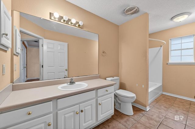 11541 Maple Court, Daphne, AL 36526