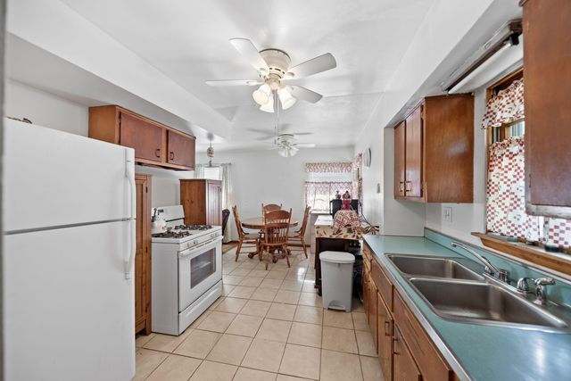 3932 E 14th Avenue, Gary, IN 46403