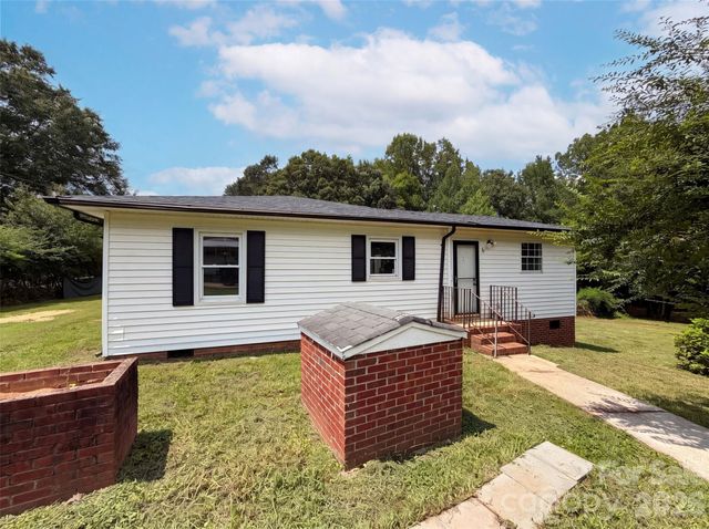 704 Morningside Drive, Mount Holly, NC 28120