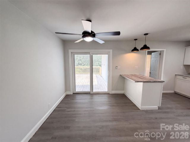 704 Morningside Drive, Mount Holly, NC 28120