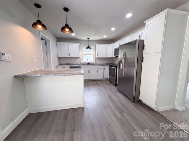 704 Morningside Drive, Mount Holly, NC 28120