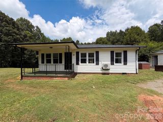 704 Morningside Drive, Mount Holly, NC 28120