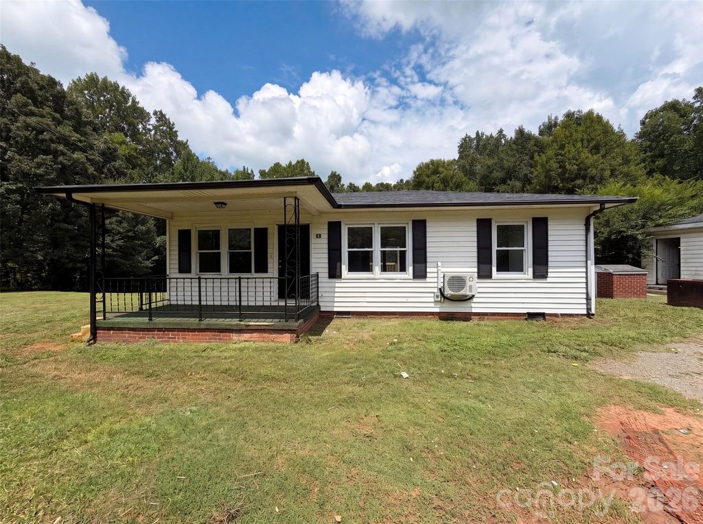 704 Morningside Drive, Mount Holly, NC 28120