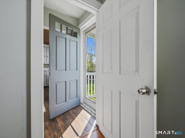 16 Grandview Terrace, Portland, CT 06480